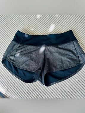 Lululemon speed up shorts
